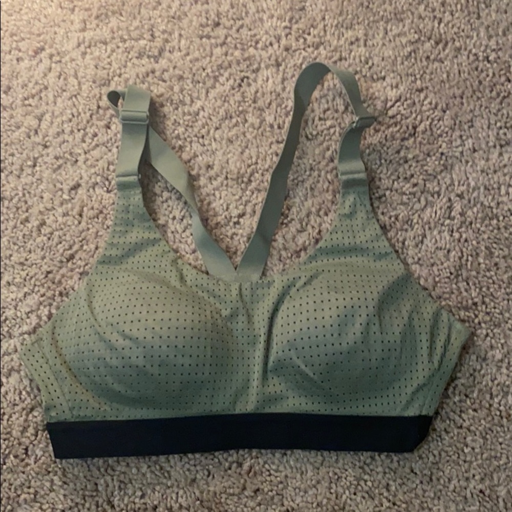 Victoria secret sports bra